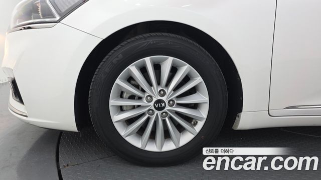 Kia K7 из Кореи Encar
