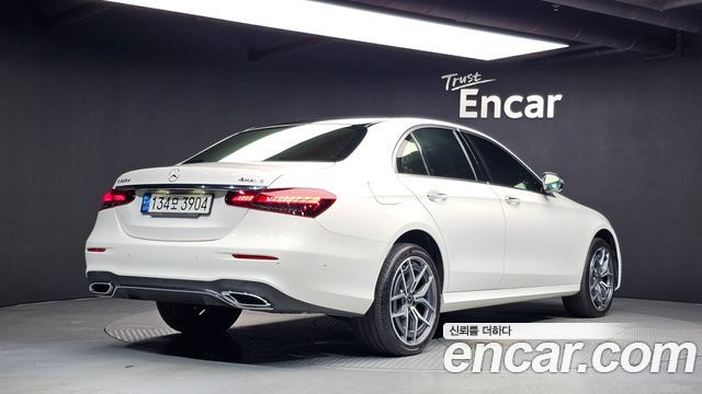 Mercedes-Benz E-Class из Кореи Encar