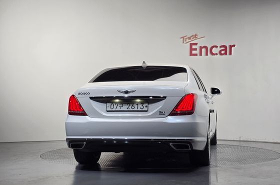 Genesis EQ900 3.3 T-GDI AWD Premiun Luxury — пробег 273 877 км — фото 4 из 5