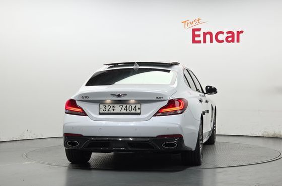 Genesis G70 2.0T Sport Package — пробег 93 543 км — фото 4 из 5
