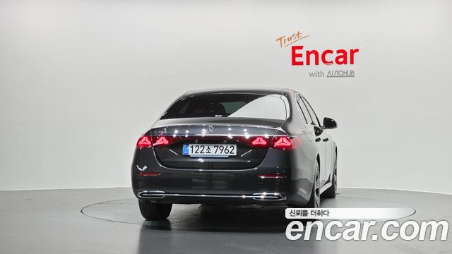 Mercedes-Benz E-Class из Кореи Encar
