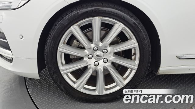 Volvo S90 из Кореи Encar