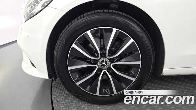 Mercedes-Benz C-Class из Кореи Encar