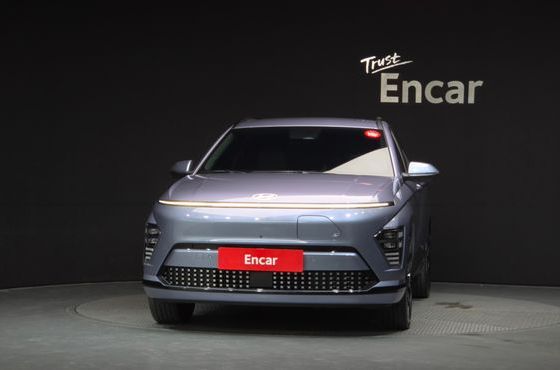Hyundai Kona Long Range Inspiration — пробег 24 755 км — фото 3 из 5