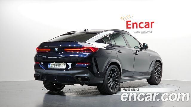 BMW X6 xDrive40d M Sport — пробег 4 154 км — фото 2 из 5
