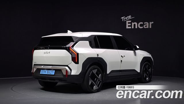 Kia EV3 из Кореи Encar