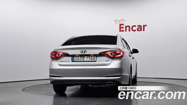 Hyundai Sonata LPI Modern — пробег 127 927 км — фото 4 из 5