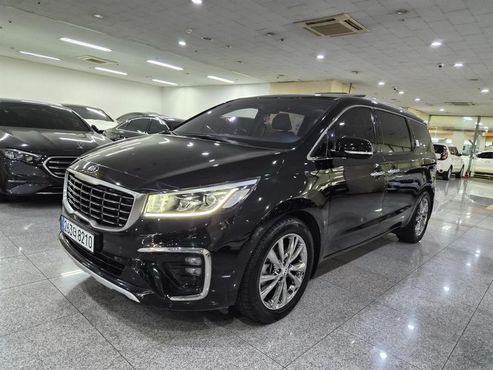 Kia Carnival 9-Seater Prstige — пробег 78 647 км — фото 2 из 5