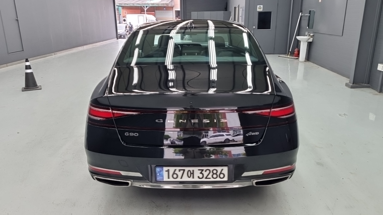 Genesis G90 из Кореи Encar