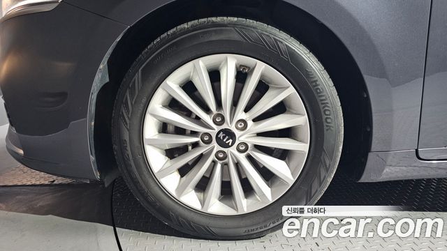 Kia K7 из Кореи Encar