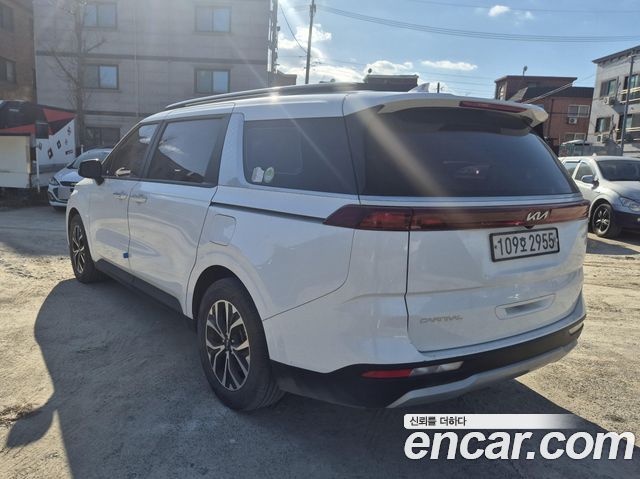 Kia Carnival Diesel 9-Seater Prestige — пробег 43 406 км — фото 3 из 5