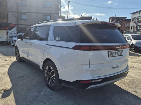 Kia Carnival Diesel 9-Seater Prestige — пробег 43 406 км — фото 3 из 5