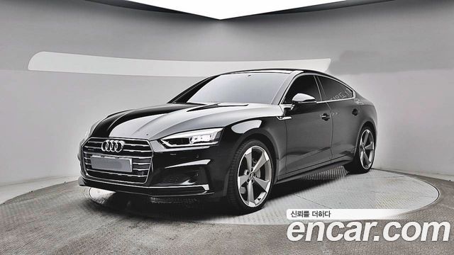 Audi A5 45 TFSI Quattro Premium Sportback — пробег 64 004 км — фото 1 из 5
