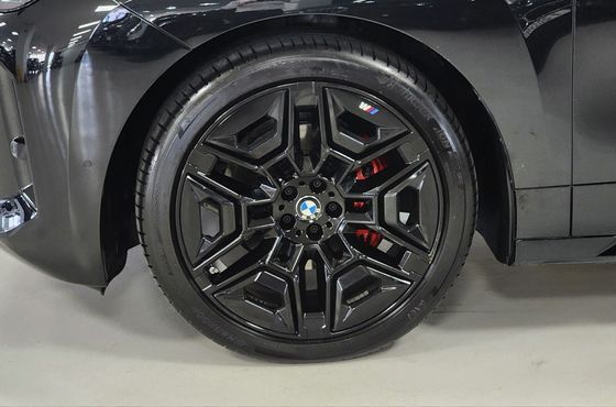 BMW iX xDrive60 M Sport Pro — пробег 12 254 км — фото 5 из 5