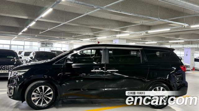 Kia Carnival из Кореи Encar