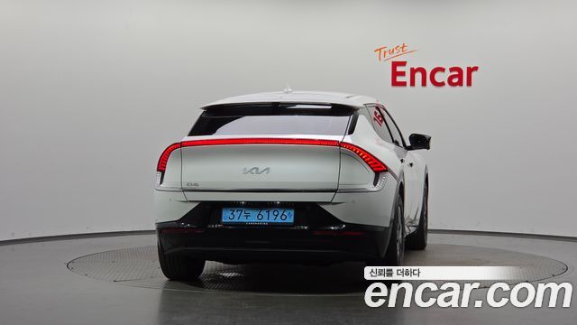 Kia EV6 из Кореи Encar
