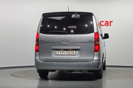 Hyundai Starex 12-Seater Wagon Modern — пробег 171 724 км — фото 4 из 5
