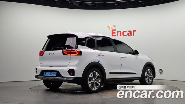 Kia Niro Earth — пробег 53 996 км — фото 2 из 5