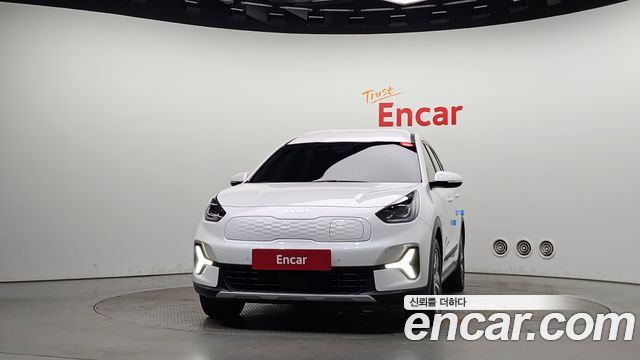 Kia Niro Earth — пробег 53 996 км — фото 3 из 5
