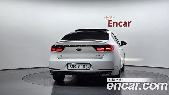 Kia K7 из Кореи Encar