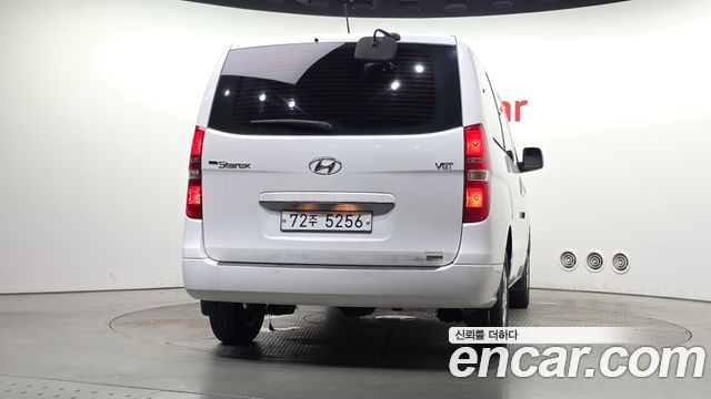 Hyundai Starex 4WD 12-Seater Wagon Smart — пробег 177 462 км — фото 4 из 5