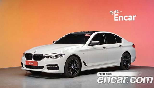 BMW 5-Series 530i xDrive M Sport Package Plus — пробег 50 071 км — фото 1 из 5