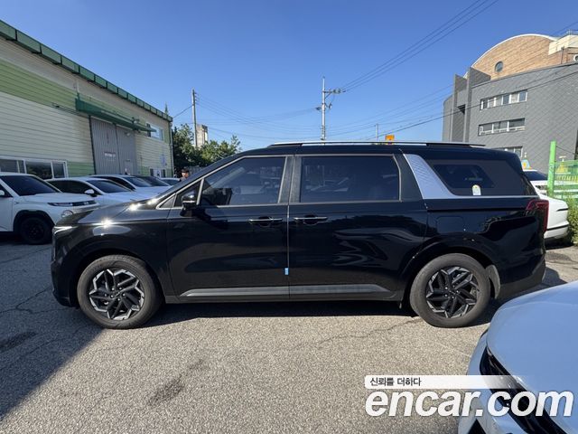 Kia Carnival Diesel 9-Seater Prestige — пробег 18 625 км — фото 3 из 5