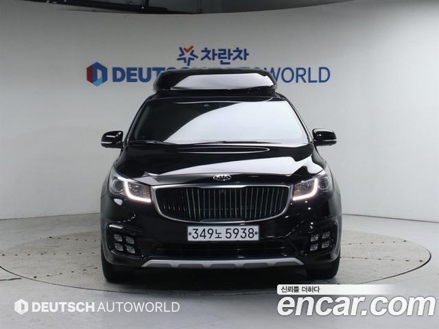 Kia Carnival из Кореи Encar