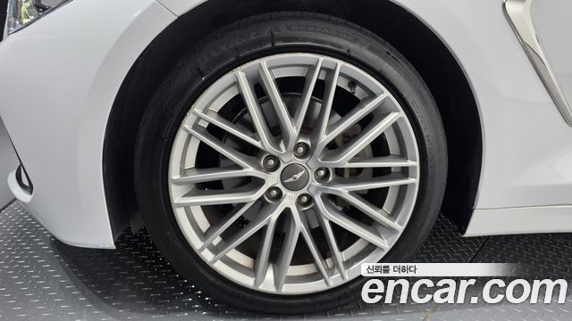 Genesis G70 из Кореи Encar
