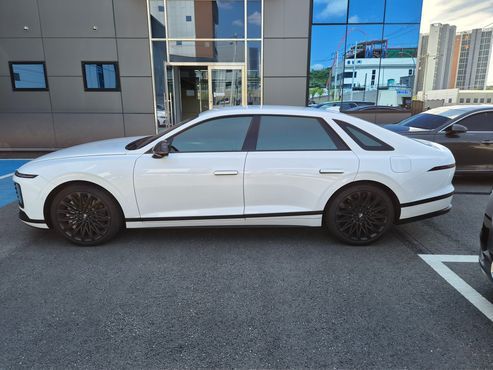 Hyundai Grandeur 2,5 Gasoline 2WD Honors — пробег 12 000 км — фото 4 из 5