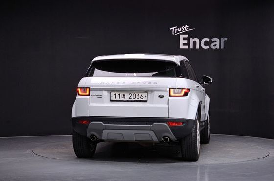 Land Rover Range Rover Evoque 2.0 TD4 HSE — пробег 59 463 км — фото 4 из 5