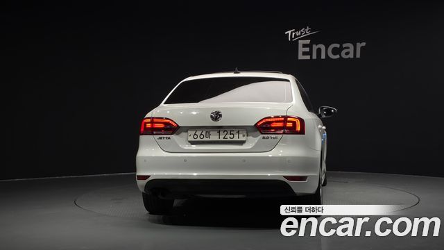 Volkswagen Jetta 2.0 TDI 6th — пробег 185 973 км — фото 4 из 5