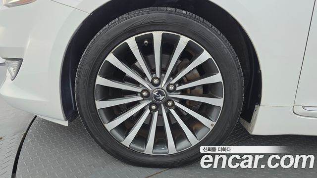Kia K7 из Кореи Encar