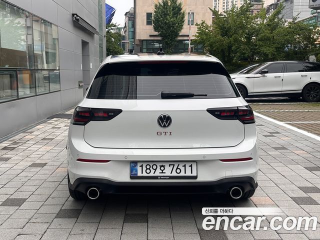 Volkswagen Golf 2.0 GTI — пробег 3 500 км — фото 3 из 5