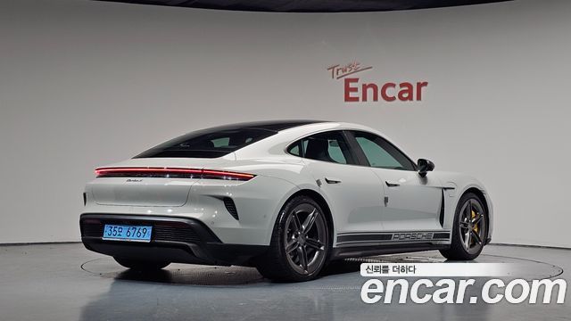Porsche Taycan из Кореи Encar