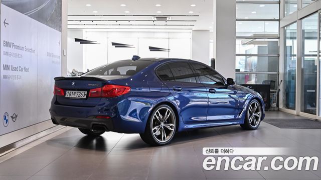 BMW 5-Series M550d xDrive — пробег 75 287 км — фото 2 из 5