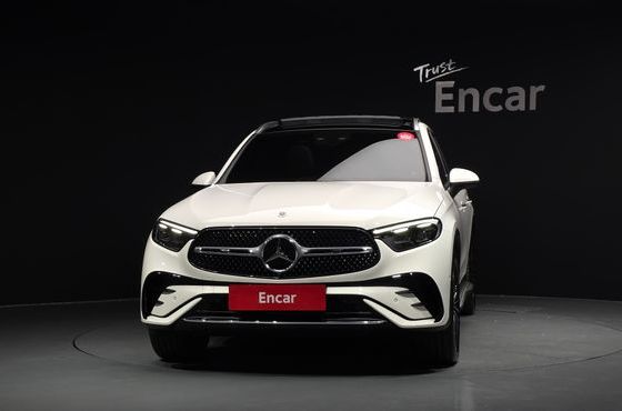 Mercedes-Benz GLC-Class GLC300 4MATIC AMG Line — пробег 5 944 км — фото 3 из 5