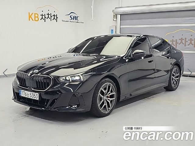 BMW 5-Series 520i Special Edition — пробег 13 658 км — фото 3 из 5