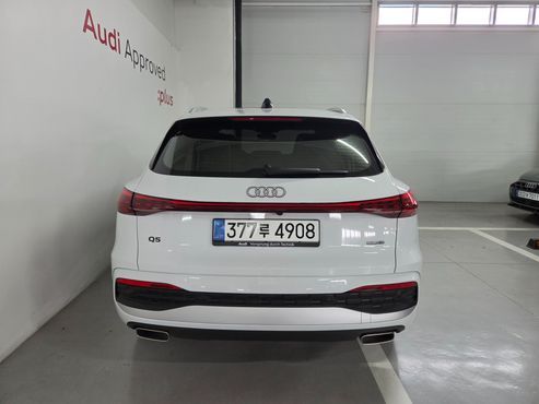 Audi Q5 40 TFSI Quiattro Advanced — пробег 1 200 км — фото 4 из 5