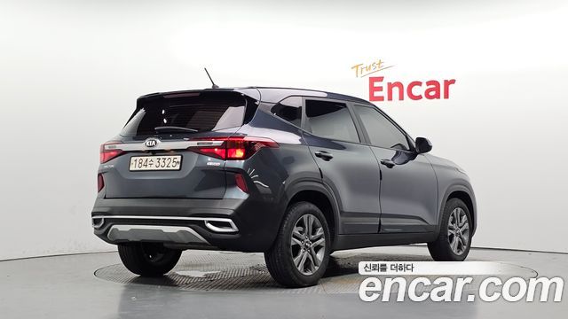 Kia Seltos из Кореи Encar
