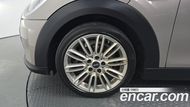 Mini Cooper из Кореи Encar