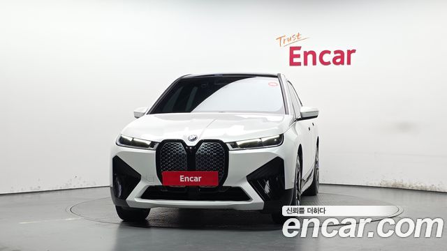 BMW iX из Кореи Encar