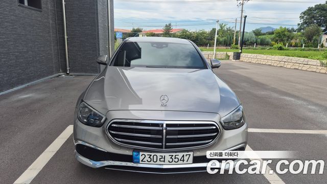 Mercedes-Benz E-Class E220d 4MATIC Exclusive — пробег 55 897 км — фото 3 из 5