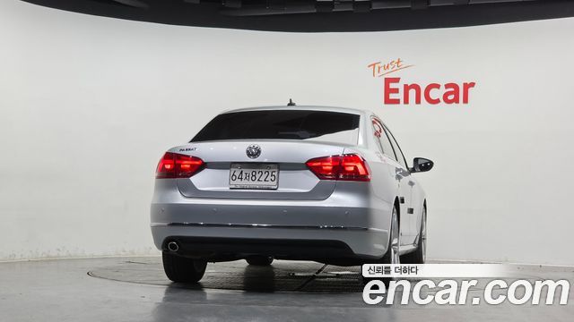 Volkswagen Passat из Кореи Encar