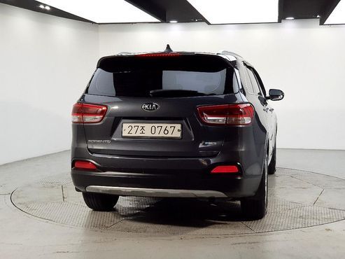 Kia Sorento Diesel 2.0 2WD Prestige — пробег 201 894 км — фото 3 из 5
