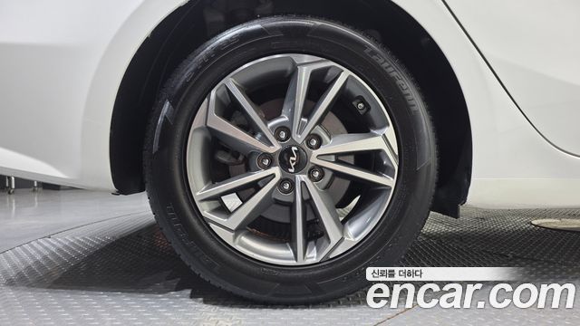 Kia K3 из Кореи Encar