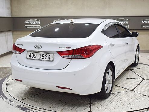 Hyundai AVANTE M16 GDI Premier — пробег 125 596 км — фото 3 из 5