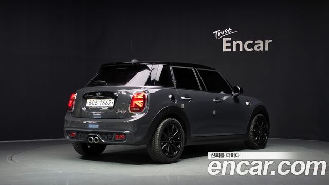 Mini Cooper 5Door Standard 3rd — пробег 98 667 км — фото 2 из 5