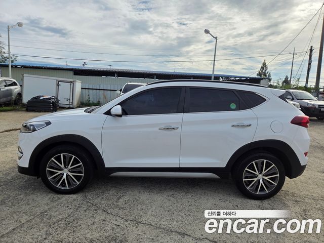 Hyundai Tucson Diesel 1.7 2WD Premium — пробег 116 000 км — фото 3 из 5