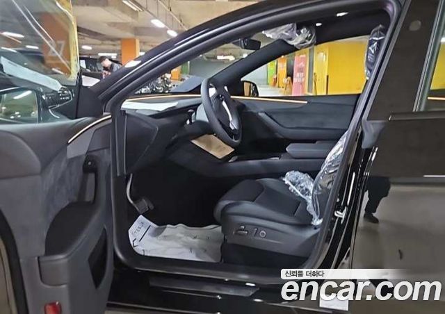 Tesla Model Y L Long Range AWD — пробег 1 км — фото 4 из 5